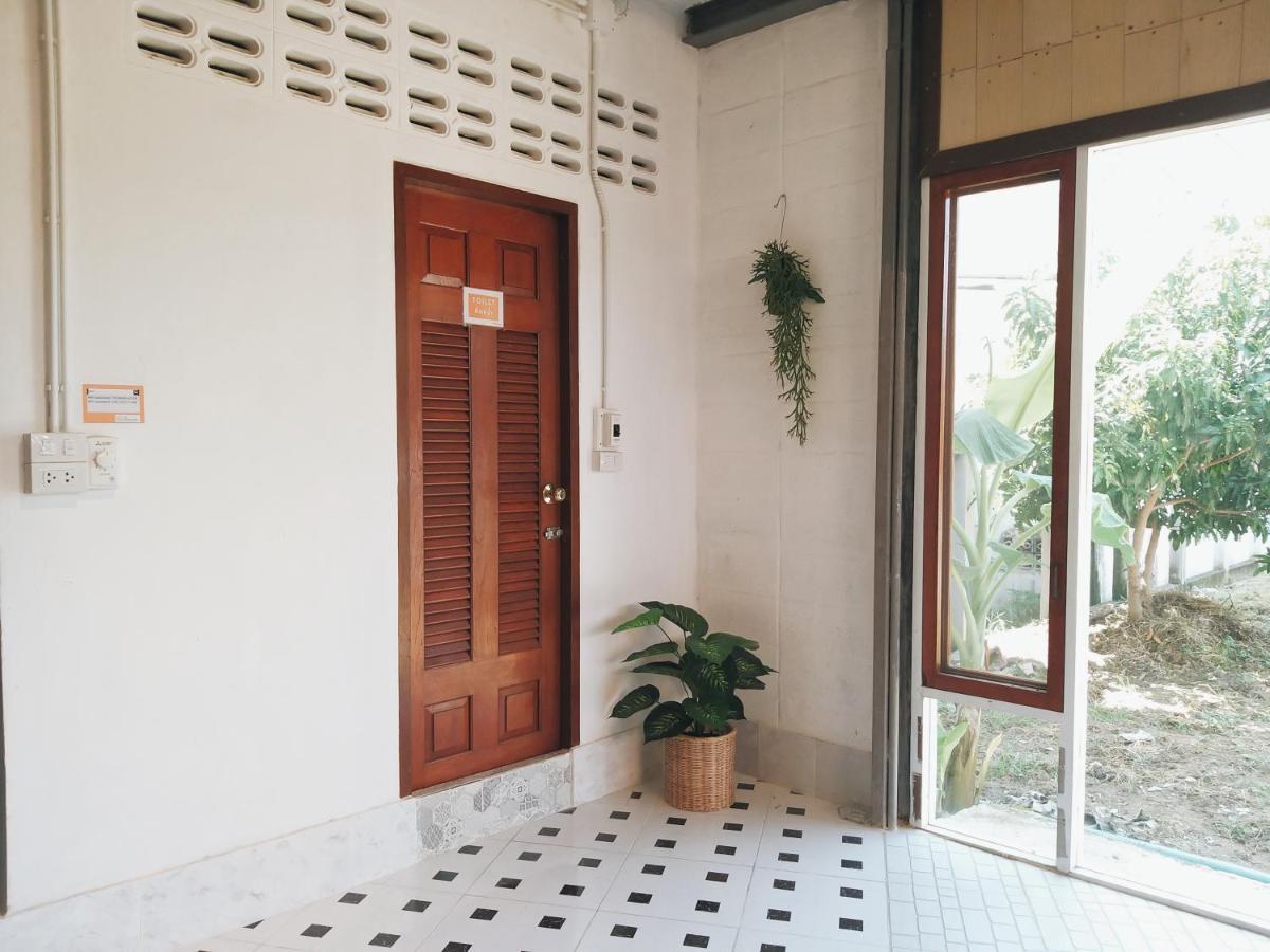 Apartamento The Warehouse - Ayutthaya Exterior foto
